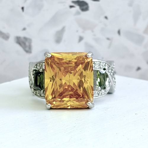 Princess cut citrine - 13,