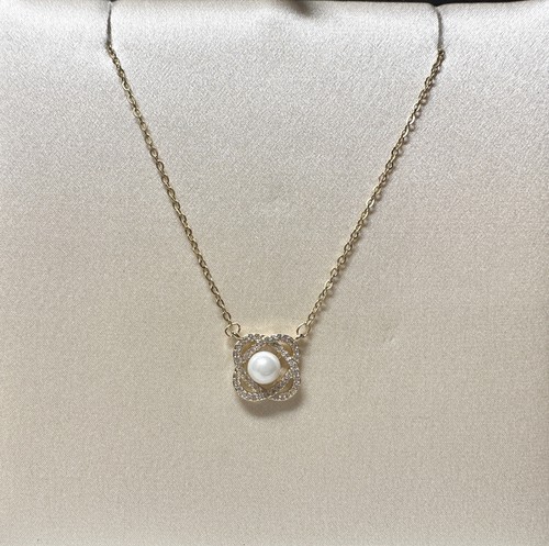 Pendant necklaces gold plated - pendant,
