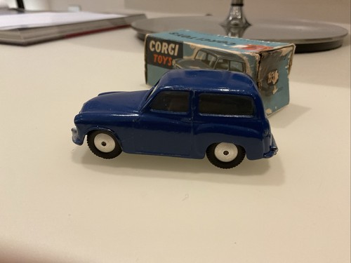 Corgi 206 hillman - corgi, husky