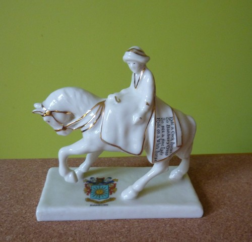 Grafton crested china lady - crested, on