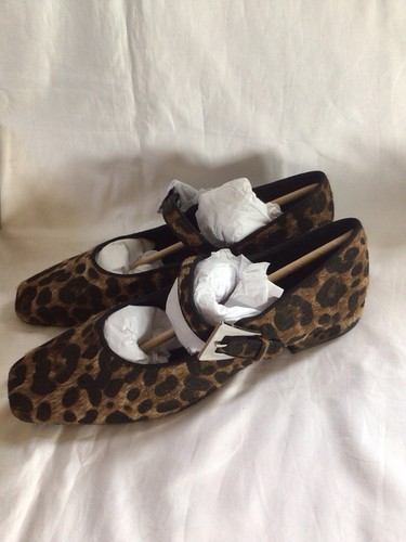Very animal print flat - by,