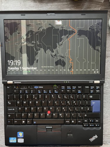 Lenovo thinkpad x220 laptop - lenovo,