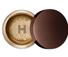 HOURGLASS Veil translucent