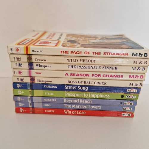 Mills and boon joblot - boon, 10