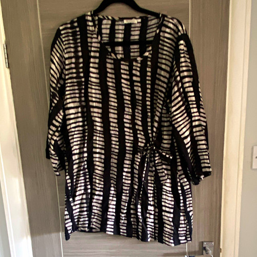 Masai black white striped - black,