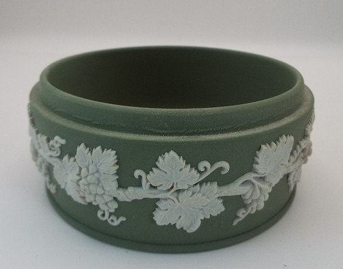Wedgwood green jasperware - green,
