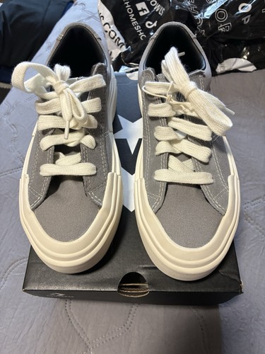 Brand new converse - , all
