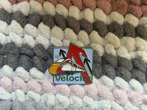 Lner velocity train - lner, badge