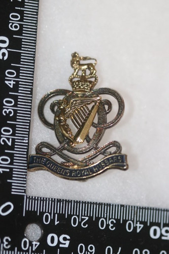 British army cap badge - cap,