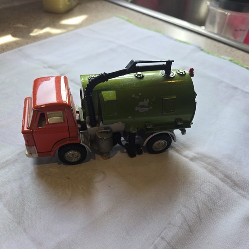 Dinky toys johnston road - toys,