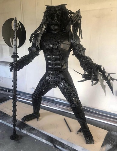 Lifesize metal predator - lifesize,