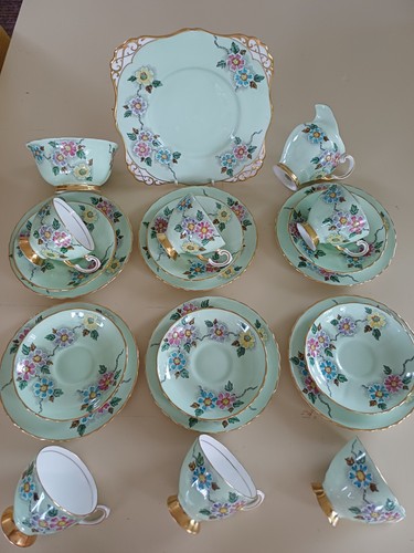 Stunning hand painted mint - stunning,