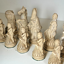 Large Vintage Resin Chess Set – Classical Figures – King 137mm – Complete
