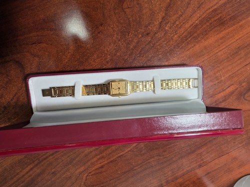 Bulova quartz watch working - quartz,