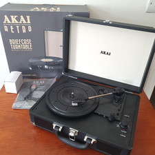 Akai A60024 Retro Three-Speed