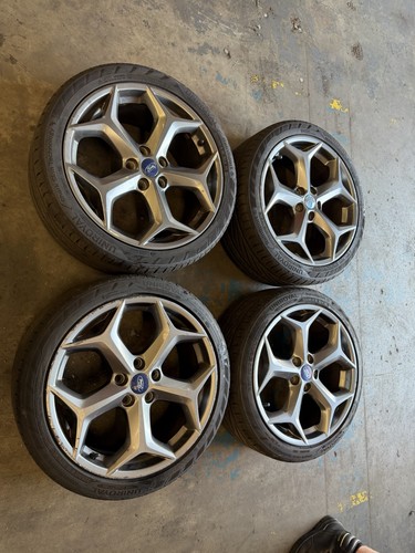 Ford focus st250 - ford, y