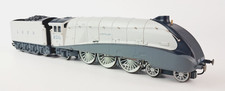 Hornby R2246 OO gauge LNER A4 'Quicksilver' Special Edition MINT
