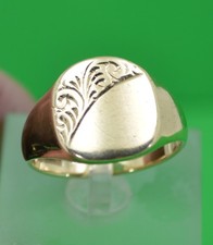 Mans heavy 9 ct yellow Gold signet ring 6.9 gr size T or 19.1/4 hallmark BS 375.