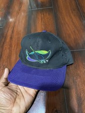 Vintage 90s Sea Rays Hat