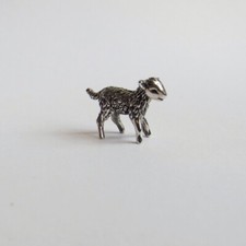 Tiny lamb figurine, solid