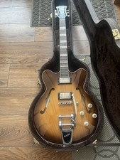 Hofner Verythin Semi-Hollow