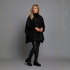 ROCKTHOSECURVES WOMENS COAT
