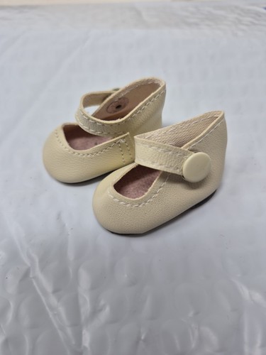 Doll shoes off white - doll,