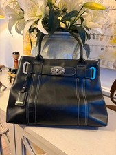 Lovely, hardly used - L.Credi