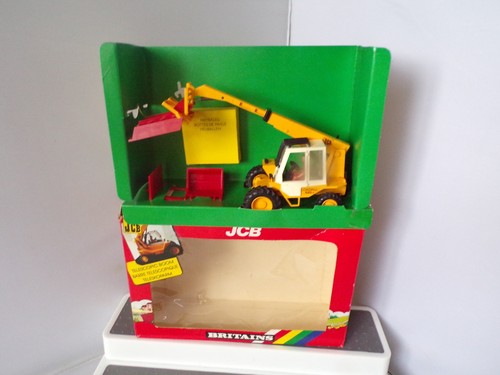 Britains farm 9519 scale - britains,