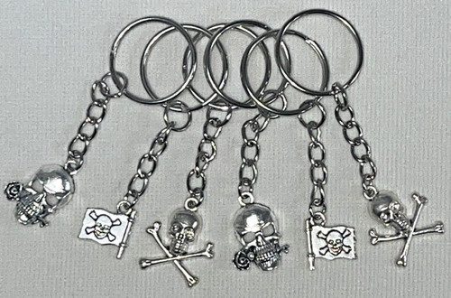 Pirate keyrings party bag - 6,