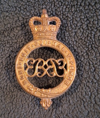 British army cap badge - cap,