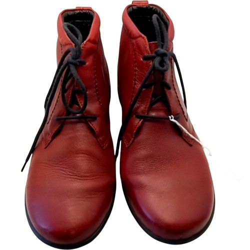 Women red leather bootie - red,
