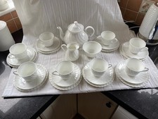 Wedgwood - Candlelight - Complete Teaset for 8