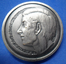 Caernarvon HRH Prince Charles Investiture 1969 Silvered Medallion Original Case