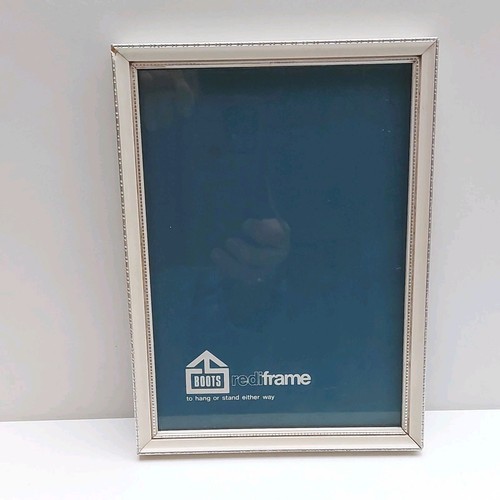 Boots rediframe 7x5 photo - ,