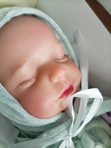 Reborn baby doll - baby, bed