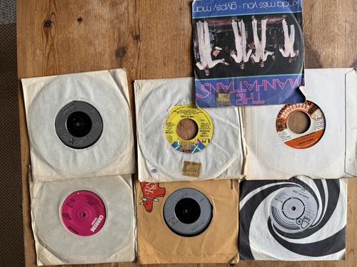 Vintage vinyl singles - x, 7”