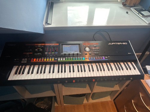 Roland jupiter synthesiser - jupiter, 80