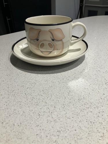 Arthur wood pig large cup - cup, and