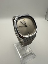 VINTAGE TIMEX Q M CELL SQUARE