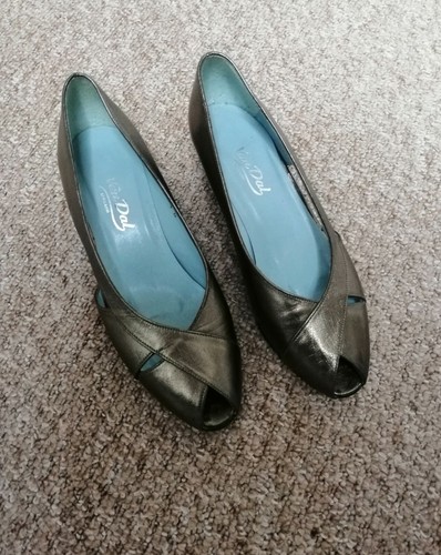 Van dal shoes leather - size, 4