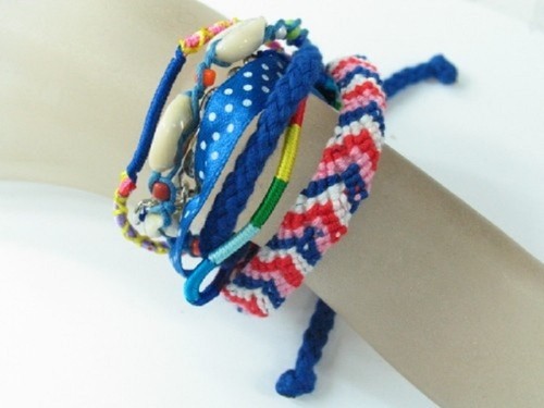 Shell rainbow strings and - ,,