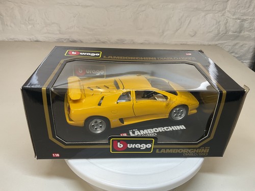 Burago cod 3041 - 1:18,