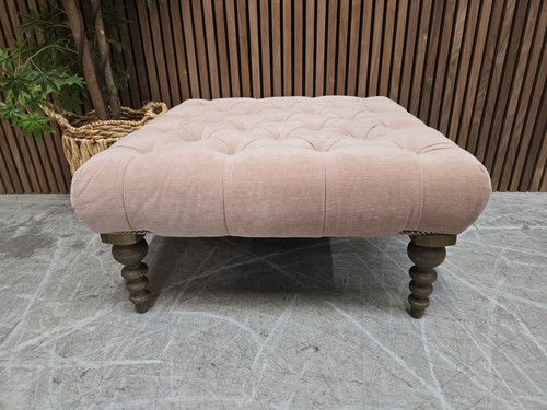 Sofa com valentin medium - sofa.com,