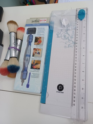 Crafters sml guillotine die - crafters, guillotine,
