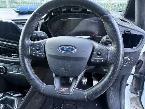Ford fiesta heated - ford,