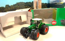 SIKU.1:32.FARM.RARE. FENDT FAVORIT VARIO 716. DUAL WHEEL ALL ROUND 4x4 TRACTOR