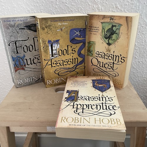 Robin hobb book bundle - robin,