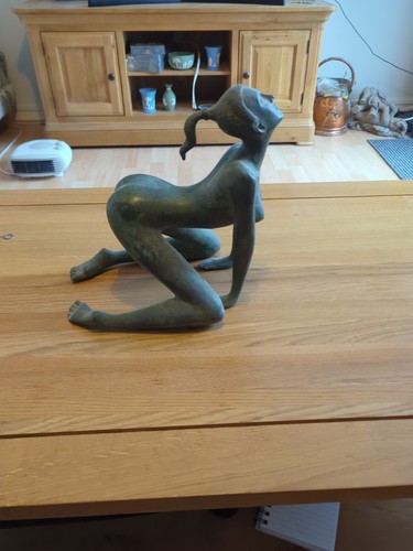 Bronze woman yoga pose - bronze,