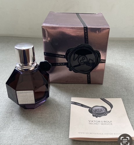 Viktor and rolf flowerbomb - viktor,